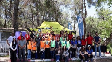 Antalya Büyükşehir Belediyesi’nden kız çocuklarına spor takviyesi