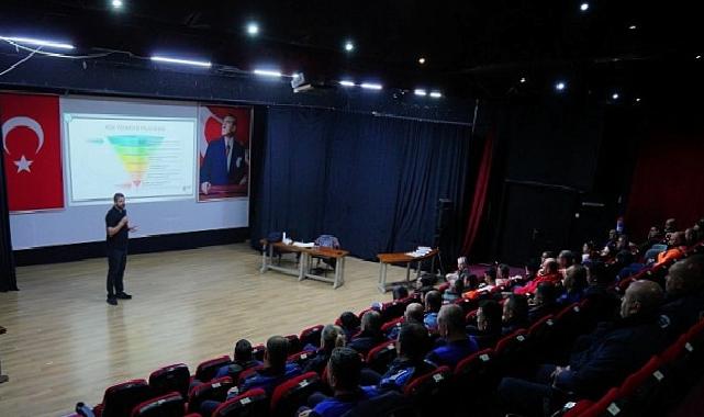 Ayvalık’ta Etraf Atağı: Atık Getirme Merkezi İçin Eğitim Başladı