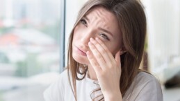 Bahar Alerjilerine Karşı Lazer Göz Cerrahisine İlgi Yükseliyor