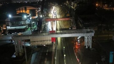 Başiskele Kavşağı’nda ’78 tonluk’ gece mesaisi
