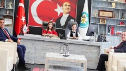 Başkanlık Koltuğu Bugün Çocukların