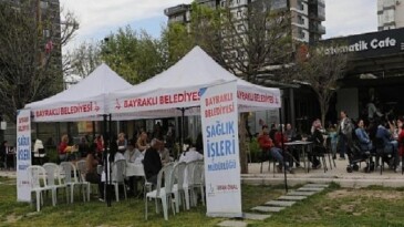 Bayraklı’da Sıhhat Haftası’nda Sıhhat Hizmeti Vatandaşla Buluştu