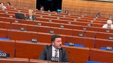 Belediye Liderimiz Rasim Arı, Fransa’dan Dünya’ya Seslendi