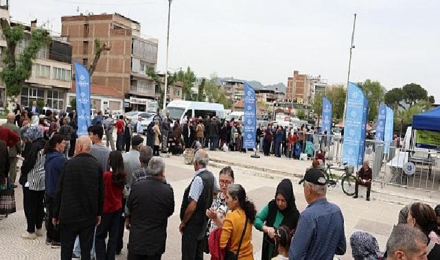 Binlerce Fide Kuşadası ve İncirliova İlçelerinde Vatandaşlarla Buluştu