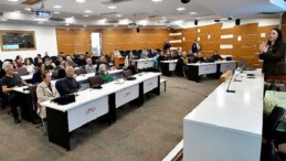 Bornova’da toprağın geleceği konuşuldu