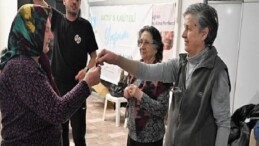 Bornova’da yaratıcı drama ile hayata yine iştirak