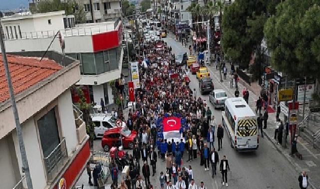 Buca’da 23 Nisan coşkuyla kutlandı