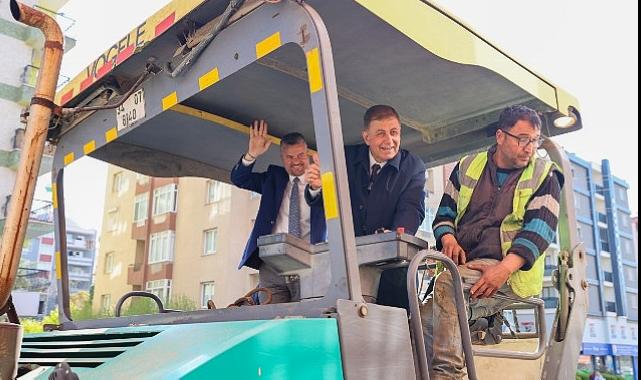 Buca’da asfalt seferberliği: Lider Tugay ve Lider Duman sahada!