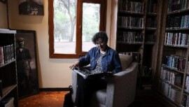 Buca’da Atatürk hayranı bir İspanyol