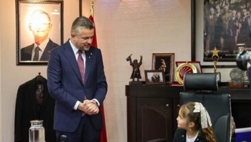 Buca’da başkanlık koltuğu Adasu’ya emanet edildi