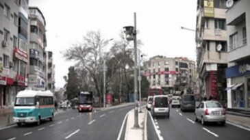 Buca’nın asfalt yatırımları sürat kesmiyor