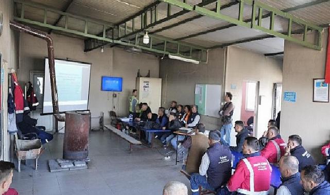 Burhaniye Belediyesi Fen İşleri işçisine İş Sıhhati ve Güvenliği eğitimi verildi
