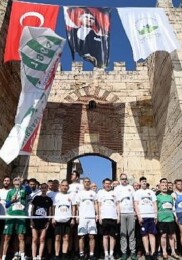 Bursa’nın Kalbinde Nefes Kesen Koşu