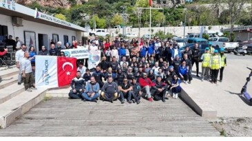 Büyükşehir Belediyesi Antalya kıyılarını koruyor