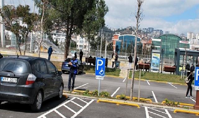 Büyükşehir Zabıtası’ndan çift taraflı parka müdahale