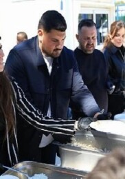 Çeşme Belediyesinden okullara toplumsal alan takviyesi