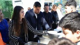 Çeşme Belediyesinden okullara toplumsal alan takviyesi