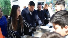 Çeşme Belediyesinden okullara toplumsal alan takviyesi