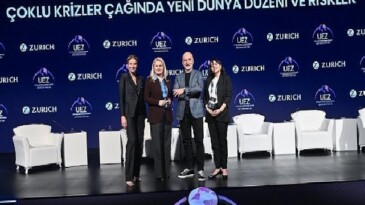 “Çoklu Krizler Çağında Yeni Dünya Nizamı ve Riskler” panelinde yeni devir dinamikleri tartışıldı