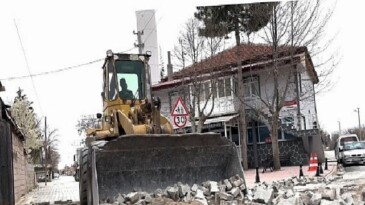Çumra’da Yol Altyapı Çalışmaları Aralıksız Sürüyor