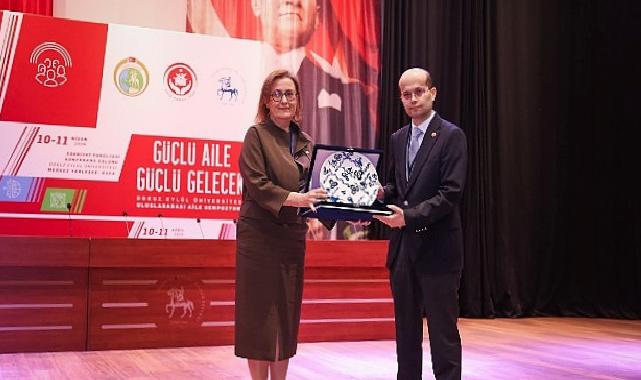 DEÜ Mesken Sahipliğinde “Uluslararası Aile Sempozyumu” Başladı: Güçlü Aile, Güçlü Gelecek