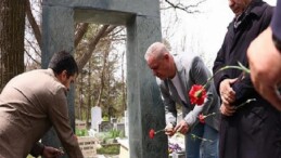 Efsane Lider Ali Dinçer Mezarı Başında Anıldı