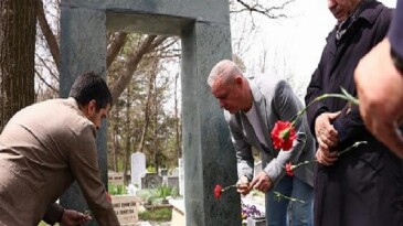 Efsane Lider Ali Dinçer Mezarı Başında Anıldı