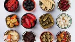 Ege İhracatçı Birlikleri mart ayında 1 milyar 552 milyon dolarlık ihracata imza attı