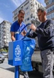 ESHOT’tan duraklarda paklık hareketi