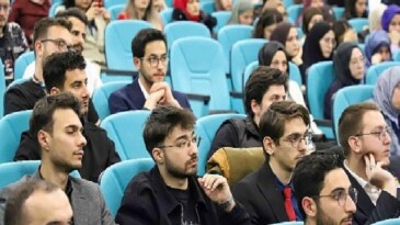 Gençliğin Geleceğine Taraf Veren İhtisas Akademisi Konya Programı Başladı
