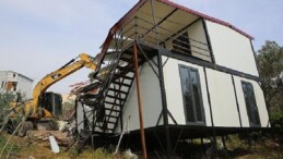 Gölyazı’da kaçak yapılara geçit yok