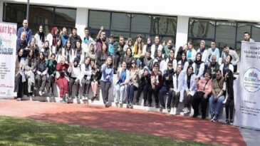 Gonca’da sevgi kokulu buluşma