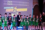 İlkokullar Ortası Futbol Turnuvasında Kupa Merasimi Yapıldı