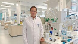 Işık Saçan Bakterilerle Süratli Teşhis: Hastaya Uygun Antibiyotik Dakikalar İçinde Saptanıyor