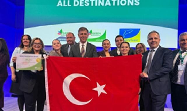 İzmir turizmde argümanını büyütüyor