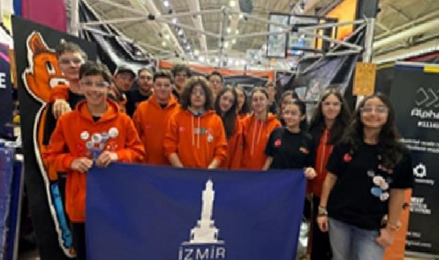 İzmirli gençlerden memleketler arası arenada teknoloji zaferi