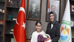 İznik’te 23 Nisan’ın Başkanı Ada oldu