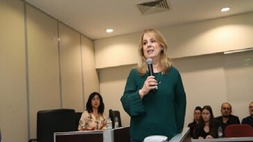 Karşıyaka’da sağlıklı yapılaşma için ortak akıl buluşması