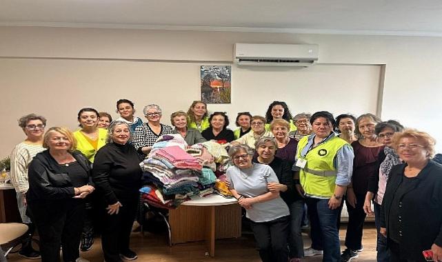 Karşıyaka’nın çınarlarından yürekleri ısıtan dayanışma örneği