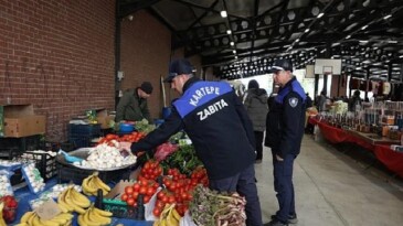 Kartepe Zabıtasından Pazar Kontrolü