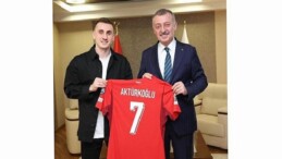 Kerem Aktürkoğlu’ndan Lider Büyükakın’a Ulusal forma