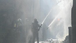 Konak’ta bina yangını denetim altına alındı