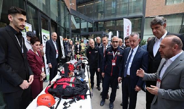 Lider Büyükakın, 81 vilayetten itfaiye erleri ile bir ortaya geldi