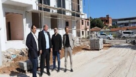 Lider Çiçek Alanda