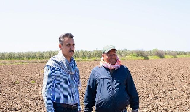 Lider Kırgöz traktör başında: “Bereketli bir dönem olsun”