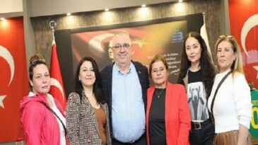 Lider Mehmet Ertaş Hayvanseverlerle Bir Ortaya Geldi