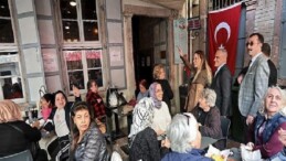 Lider Memnun’dan Kemeraltı mesaisi: Esnaftan ruhsat indirimine teşekkür