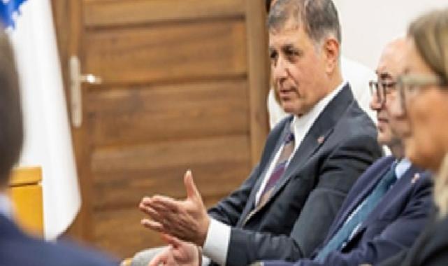 Lider Tugay Büyükelçi Dumont ve Fransız heyetini konuk etti