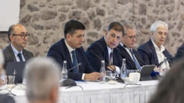 Lider Tugay: Güç güvenliği için kentler kendi sistemlerini kurmalı