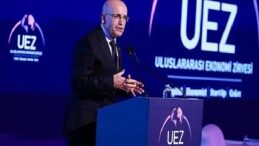 Mehmet Şimşek’ten UEZ’de güçlü iktisat vurgusu: Şoklara karşı hazırlıklıyız, program çalışıyor